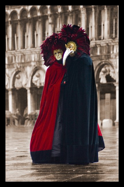 05 - Coppia di maschere.jpg